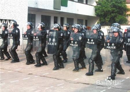 防·暴队的日常工作是什么，待遇如何？