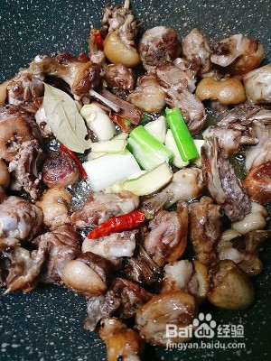 怎么做美味的笋干啤酒鸭