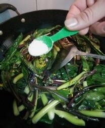 清炒红菜薹的做法