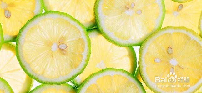 新车里有甲醛，应该这些办法来除去。