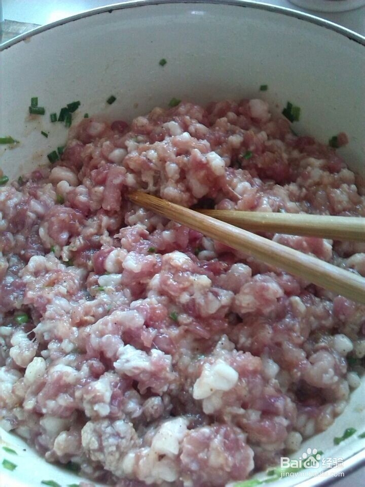 好吃不过饺子：[1]猪肉韭菜馅怎么拌