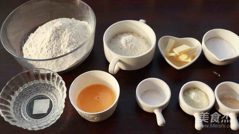 葱香肉松面包卷