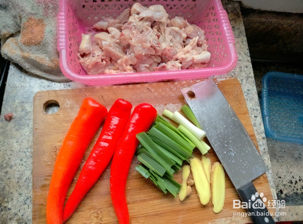 如何做出美味的家常菜红烧鸡块让人回味无穷呢