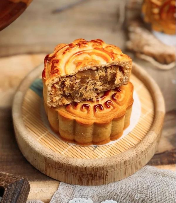 金沙咸蛋黄肉松月饼