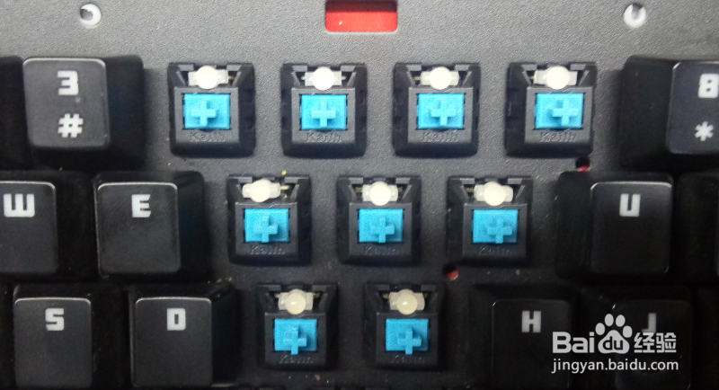 机械键盘更换背光LED与机械轴的方法