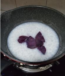 怎么做一道美味的紫薯粥 ?
