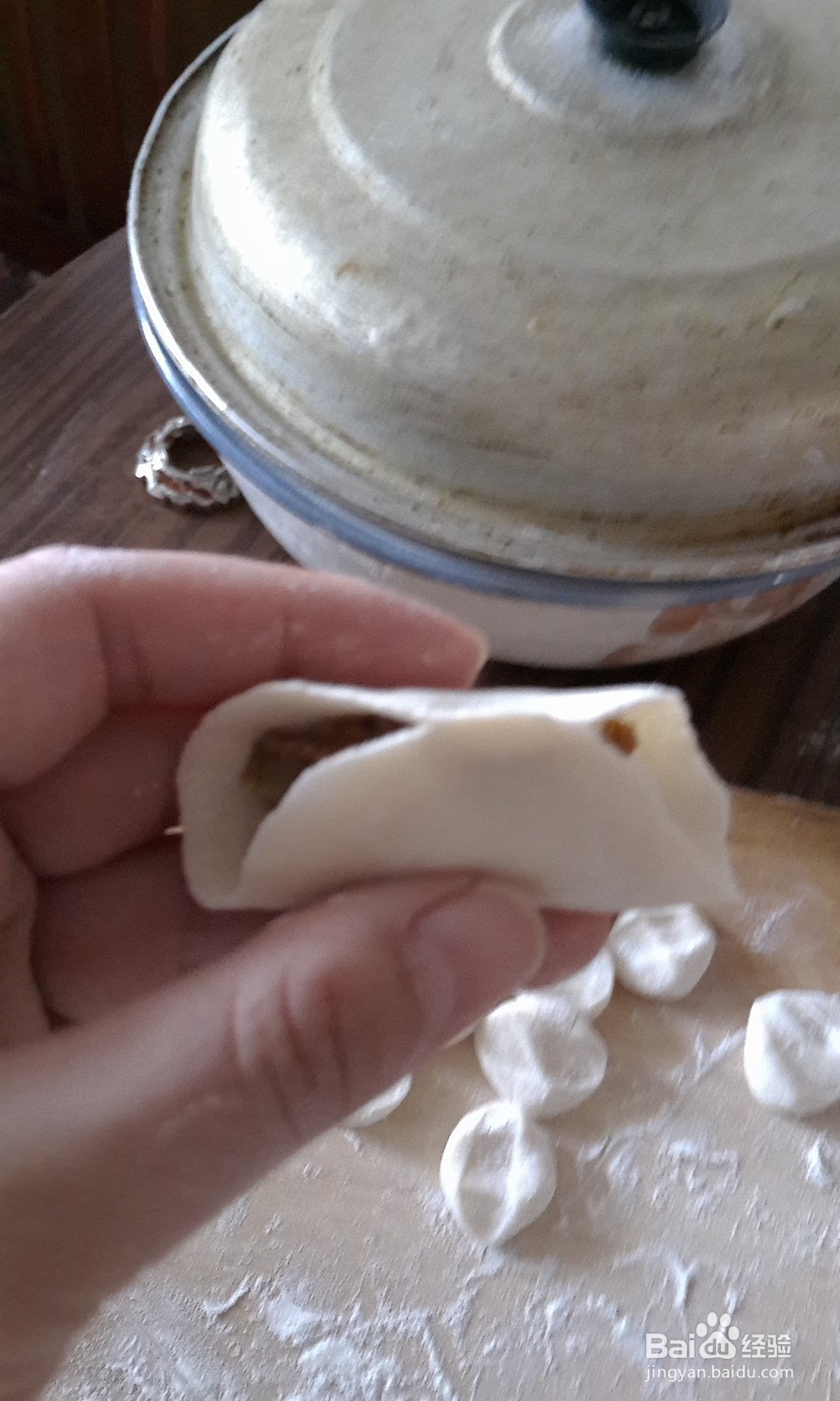 白菜猪肉馅饺子的做法