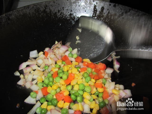 简单美味的腊肠披萨怎么做