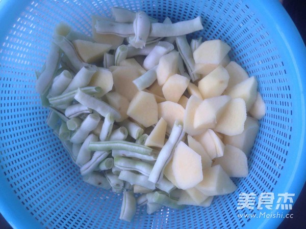 土豆炖芸豆的做法