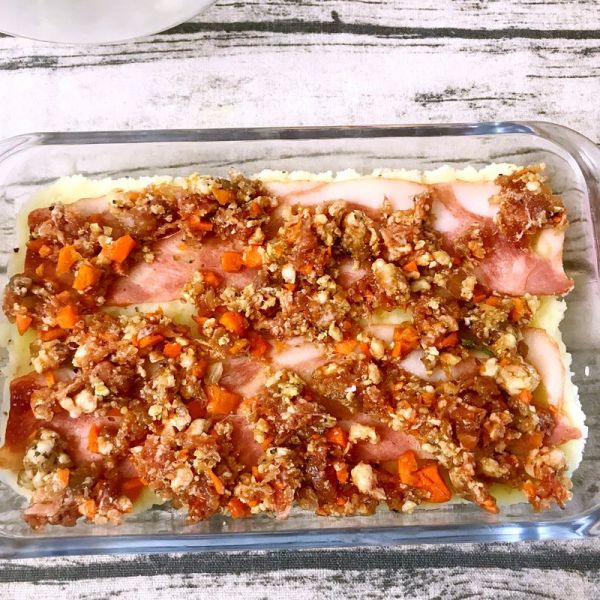 芝士焗千层牛肉土豆泥