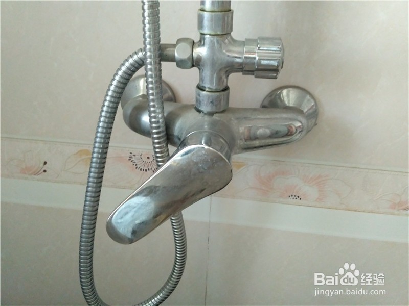 储水式电热水器使用方法