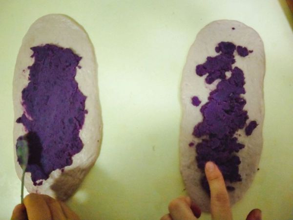 紫薯蜂蜜软欧包