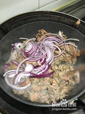 葱爆肥牛的做法？教你怎么做葱爆肥牛