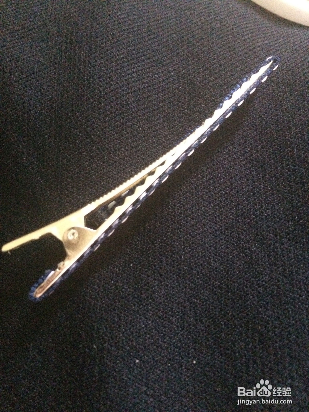 如何将旧发夹翻新