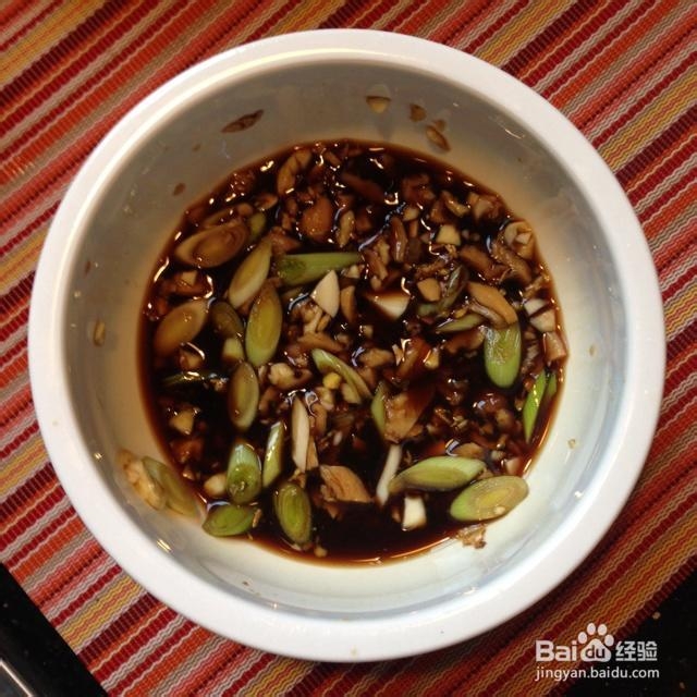 鲜美的酸汤水饺怎么做?