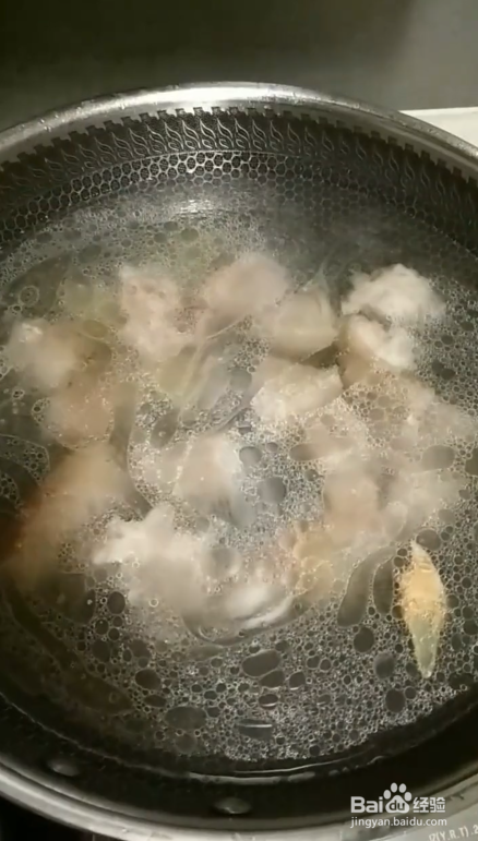 猪蹄炖黄豆怎么做