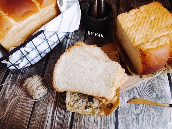 英式奶茶炼乳吐司