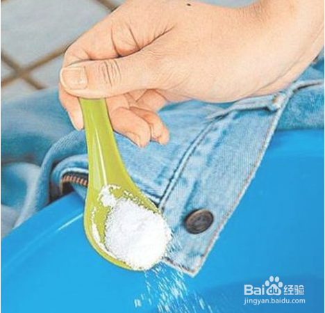 容易褪色的衣服怎么洗