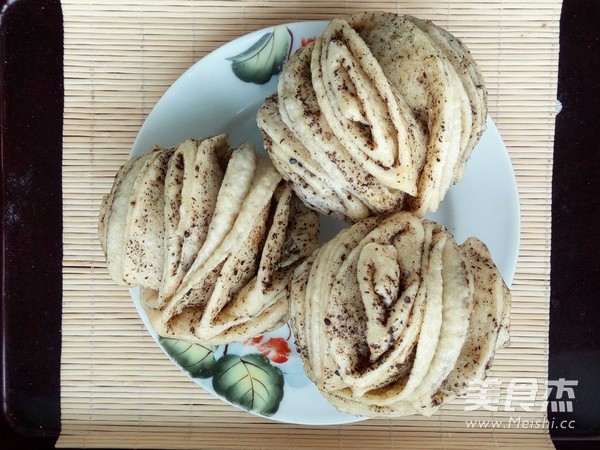 黑芝麻研二面和花卷