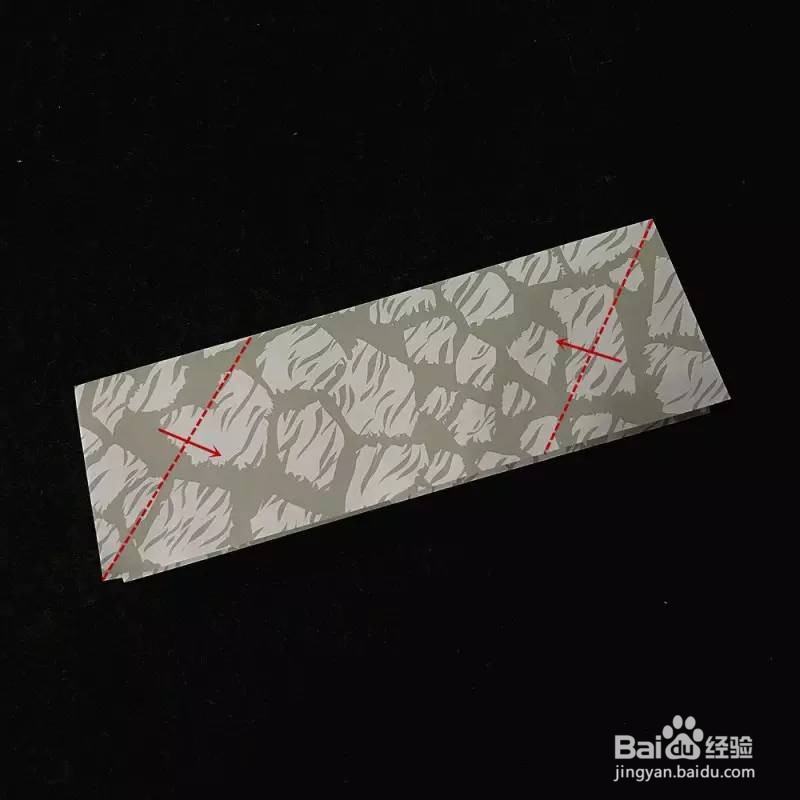 纸陀螺怎么折转的久