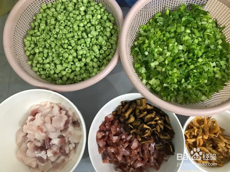 豆角五花肉炒饭的做法