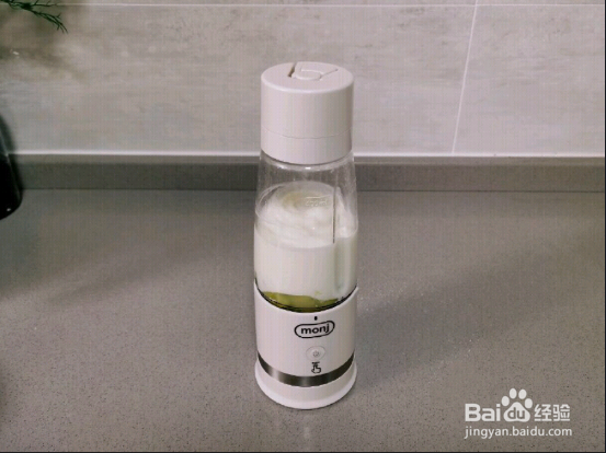 减肥必备的牛油果奶昔