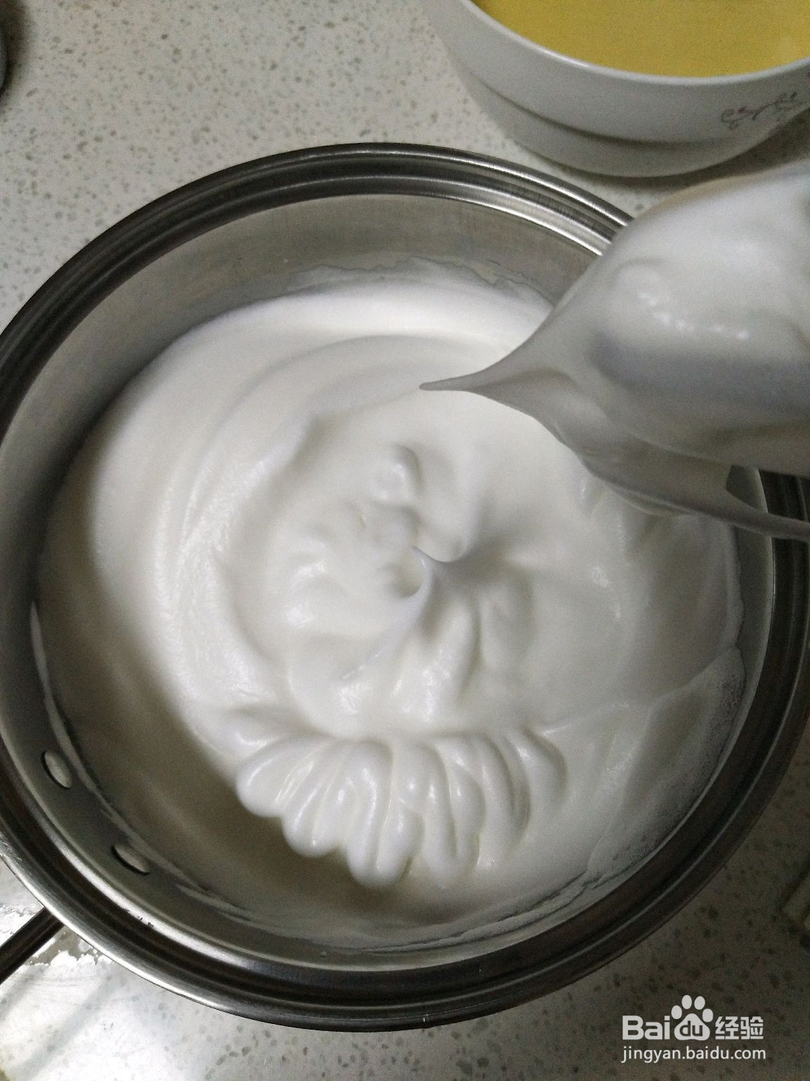 肉松蛋糕卷的做法