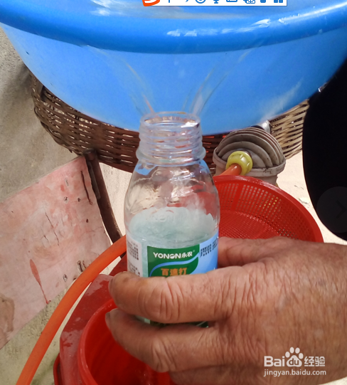 怎么使用喷雾器加水调配除草剂