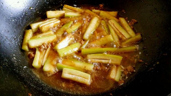 甜酒肉酱烧丝瓜