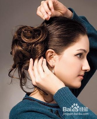 长发美女夏季清凉各种盘发技巧