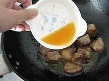 橙香排骨的做法