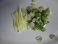 黄花菜烧猪肉