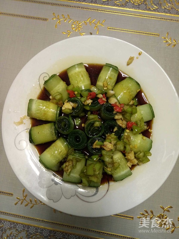 凉拌黄瓜卷的做法