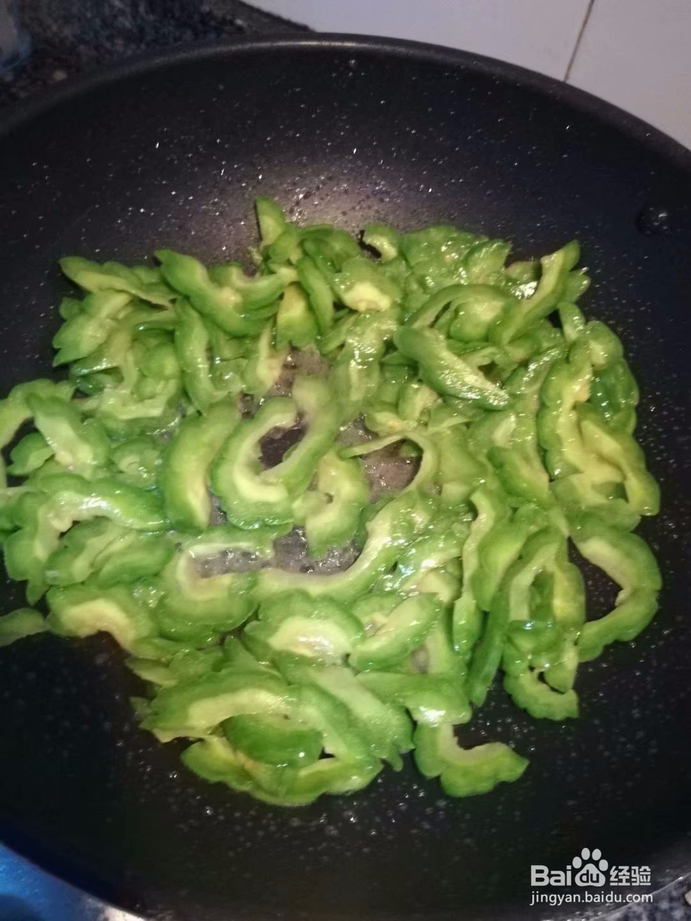 瘦肉炒苦瓜,怎么做才好吃!