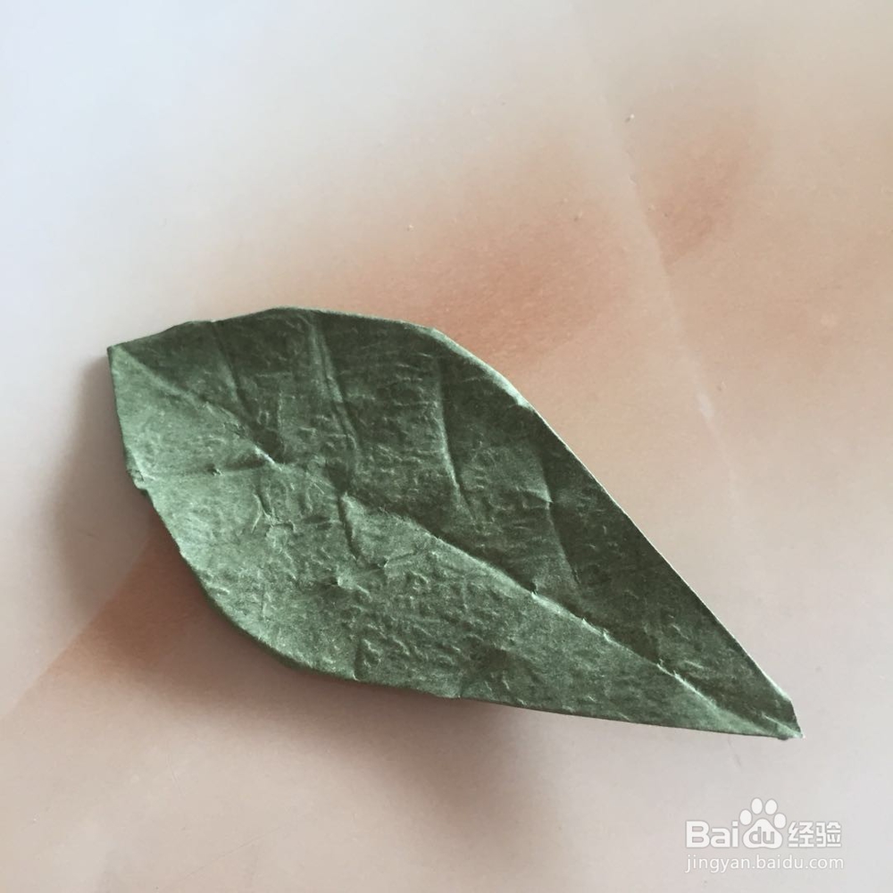 玫瑰叶子折纸教程 超简单超逼真 几步搞定