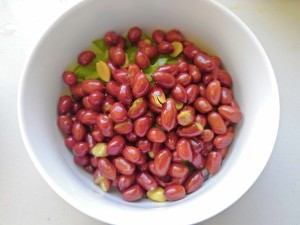 醋泡花生 简单好吃的下酒菜