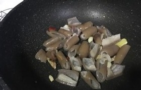 红烧猪皮,小孩都流口水啦