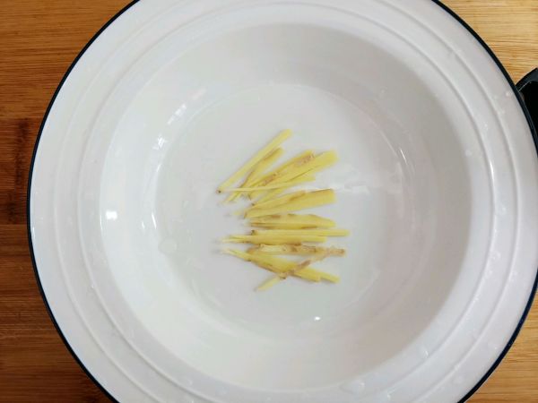 香菇蒸蒜香排骨