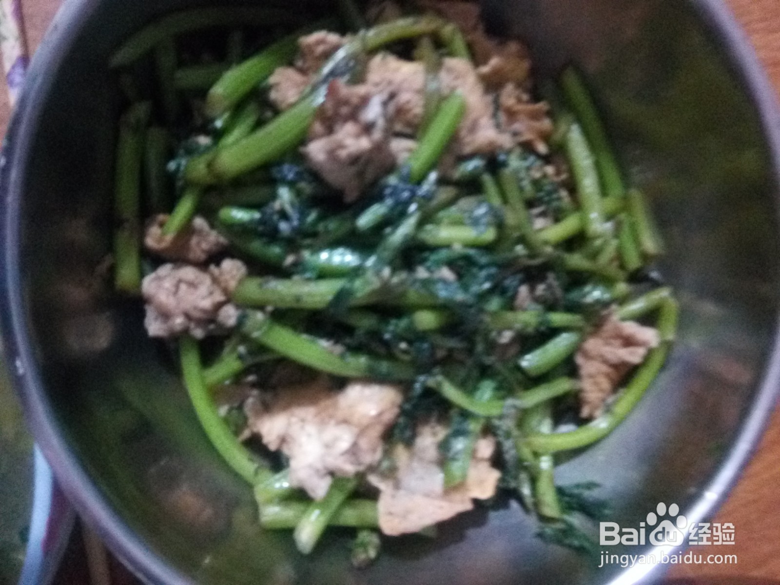 家常菜茼蒿炒鸡蛋