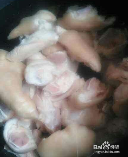 东北玉米猪蹄汤