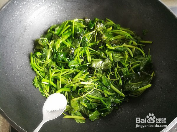 芥蓝炒鸡蛋怎么做