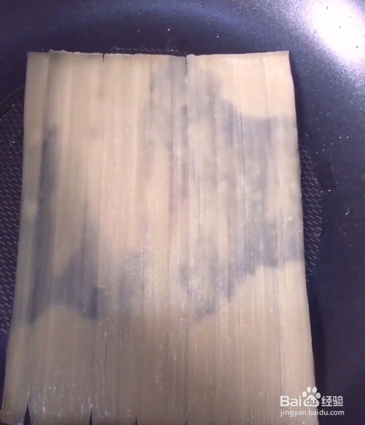 热乎乎的烤冷面做法！