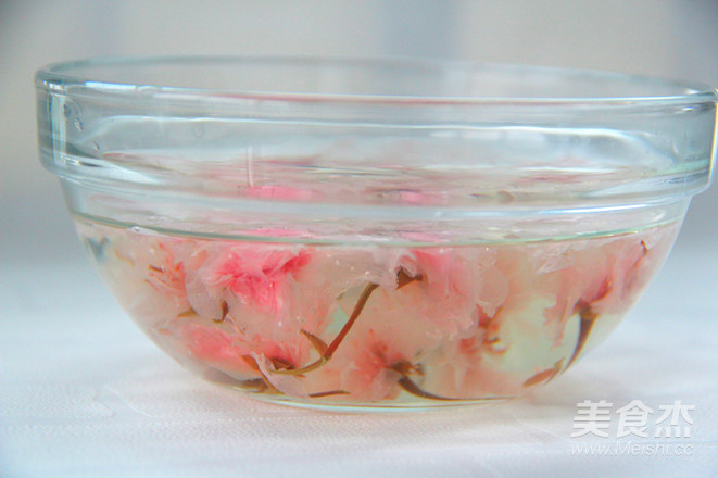 樱花果冻的做法