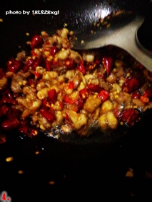 四川风味小吃：辣子鸡丁——大人小孩都爱吃