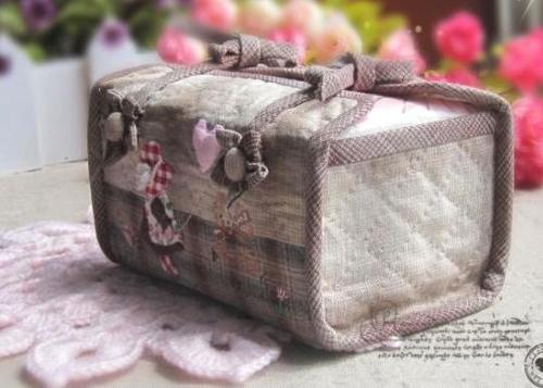 怎样制作可爱小苏纸巾盒