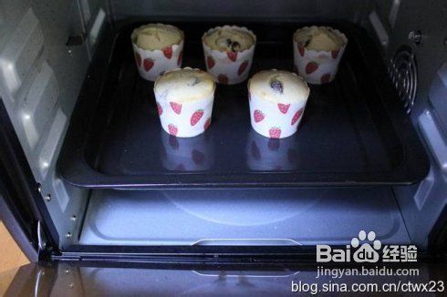 好吃易做的蛋糕——曼越莓马芬