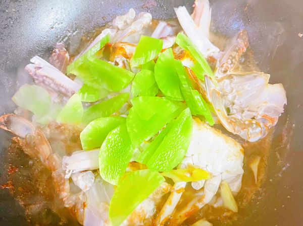 酱炒玉米粒白蟹