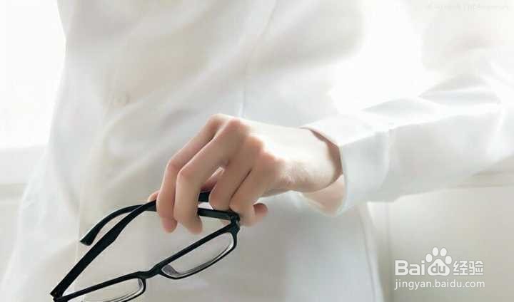 二胡右手拉弓的方法