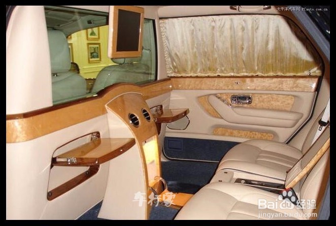 988万的加长宾利,车主广西首富,一副窗帘17万