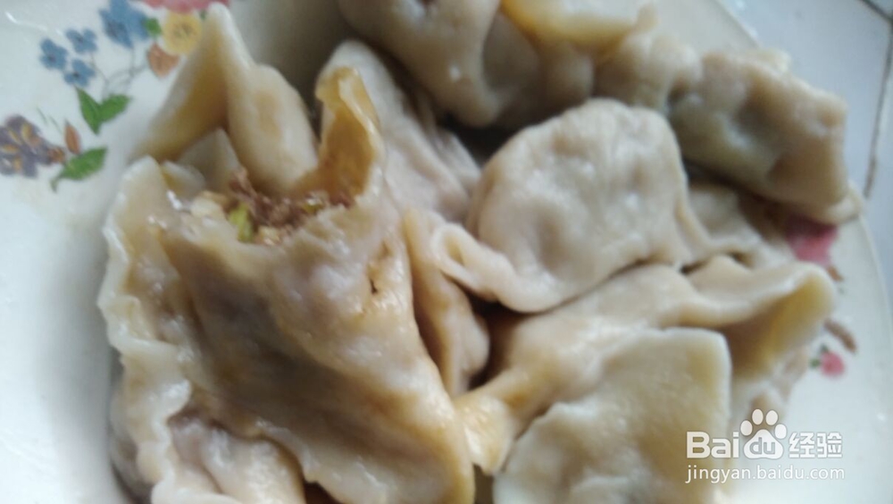 怎样包芹菜猪肉馅饺子好吃?
